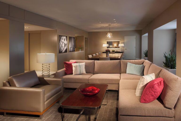 hotel accommodations for out of town patients stem cell therapy dallas